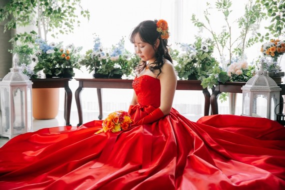 赤カラードレス