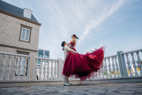 ピンク　カラードレス