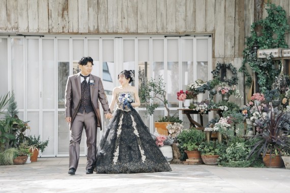 黒　カラードレス